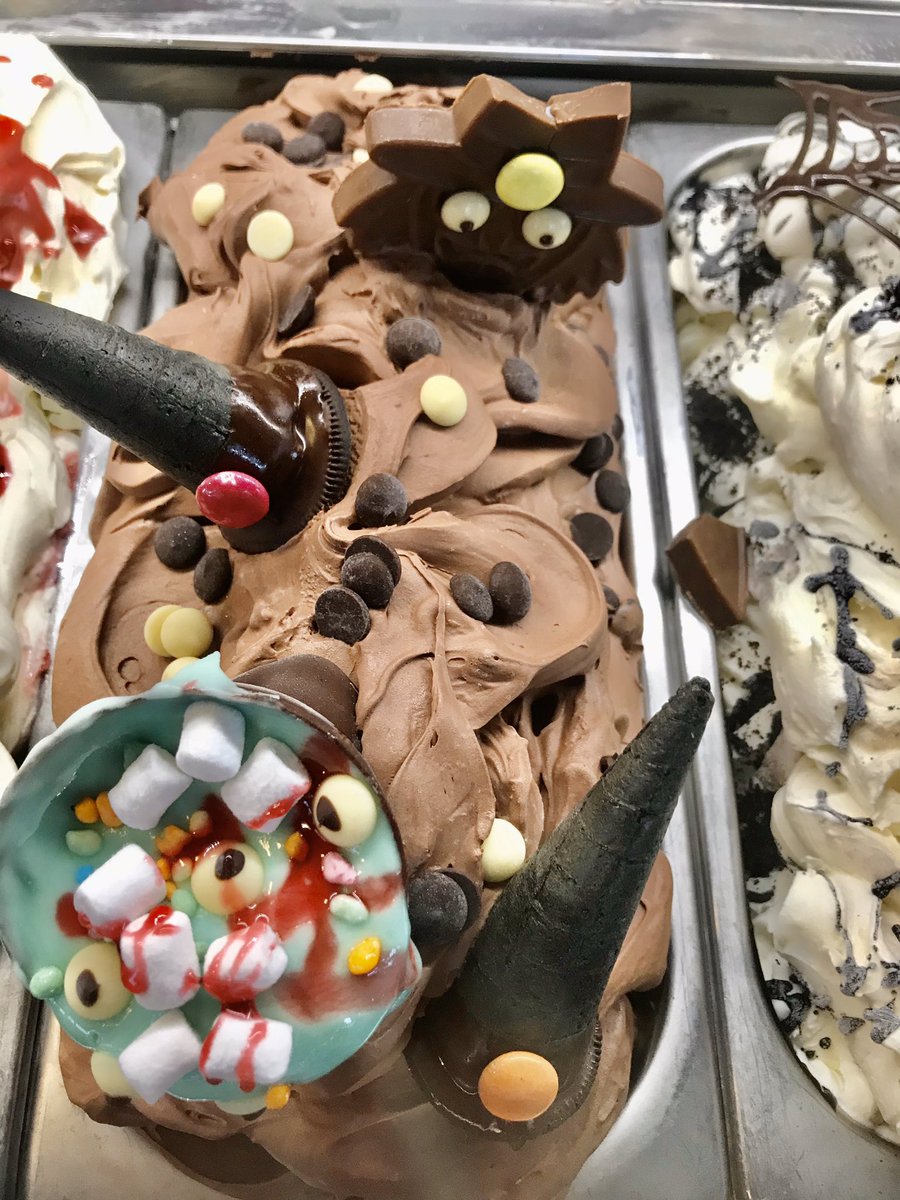 Witches Cauldron #blackberry #chocolate #Halloween