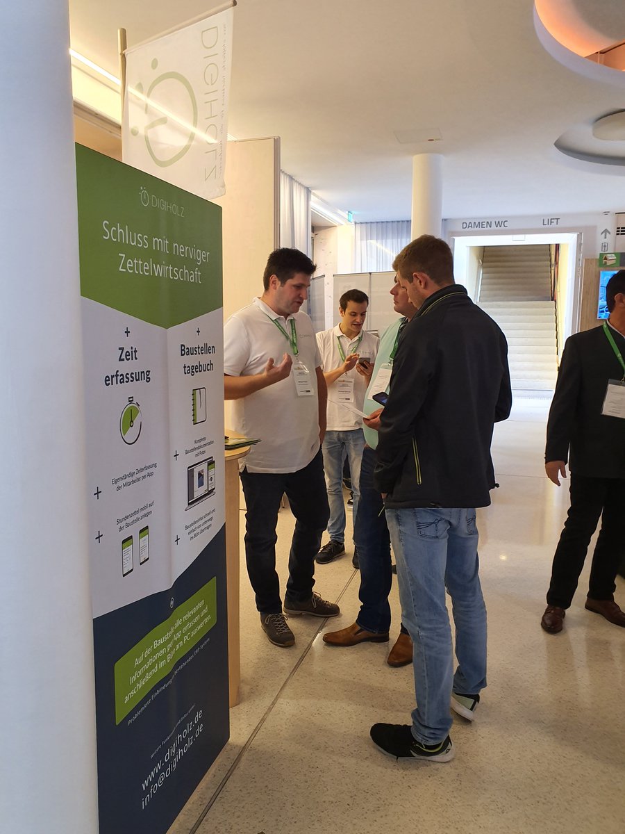 digiholz's tweet photo. Schön wars in Altötting beim Verbandstag der Zimmerer 2019! Vielen Dank für die gute Organisation, die guten Gespräche und das interessante und besondere Programm am Samstag!
#zimmerer #bayern #zimmererklatsch #innug #holzbau #handwerk #holz #zimmerei #lustaufhandwerk #timmy https://t.co/ZsRb6fW7os