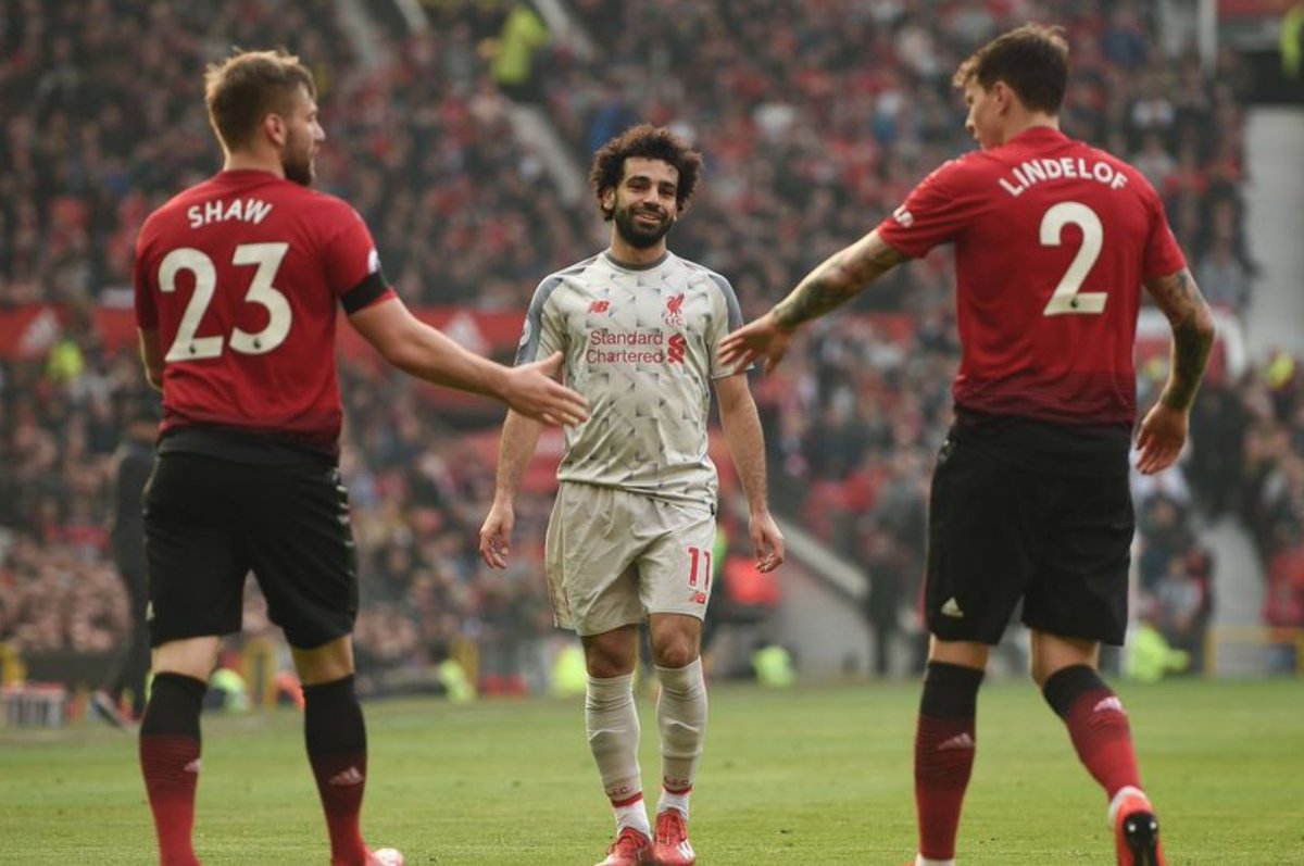Norsk nasjonaldag i fotball🎅❤️
Gir bort 10.000 i min egen #Unibet10k🔥

🏟️Man Utd vs Liverpool
⏰17:30
💰10.000,-

Det jeg vil ha er:

1⃣Vinner (1x2)
2⃣Over/under 4.5 kort
3⃣Siste målscorer
4⃣Spiller med målgivende
5⃣#Unibet10k

Retweet🔁+følg meg og @UnibetNorge for å delta💚