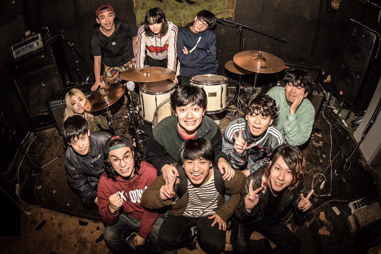 OOOS_official's tweet photo. [🌪北  風  終  了🌪]

想像してた以上の灼熱空間で札幌161倉庫、終了！

北海道でもまだまだやっていくのでこれからもチェックよろしく！

アンテナ��ってくれた人、これからアンテナ持ってくれる人も@bang_lang4 
@sullivanfunclub 
@cultgrassstars1 のチェックもお忘れなく！

写真@suke62324621 https://t.co/araf1eCgUF