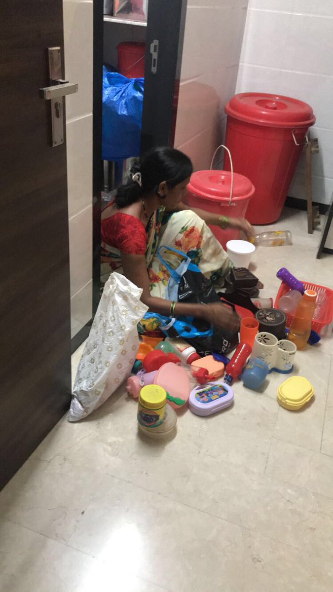 sanghvinikita5's tweet photo. @TVSCredit Here is selfie with selfless person who works hard for me & my family๐ Tysm so much Alka di ๐ she helps us for dusting,cooking. Yeah one more thing she is more stylish then me๐she is our family member๐ซ
#WishAndWin #MagicalDiwali #ContetsAlert @SamsungIndia @TVSCredit https://t.co/7RQ1i1mQEh