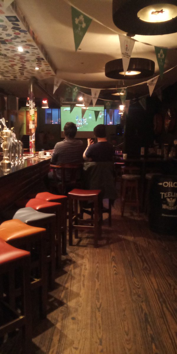 Oslogalway's tweet photo. If you open, they will come.
#ShoulderToShoulder
#RWC2019 #doslo #craftbeer https://t.co/MYMFef8HPa