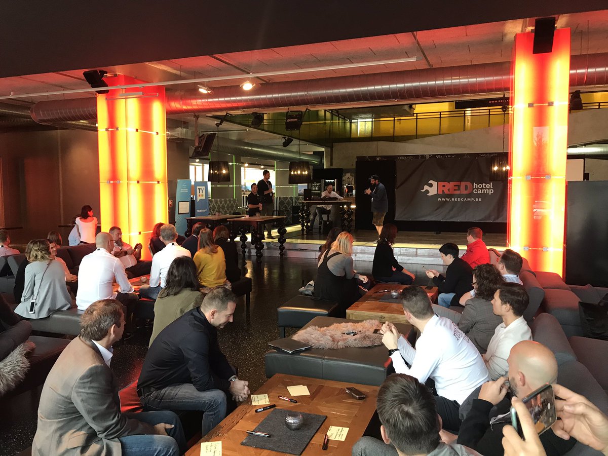 futuresalescamp's tweet photo. Das #REDc19 in Bieberwier am Fuße der #Zugspitze. Themen zu Technik, PMS, Bloggern, Startups, Schnittstellen und natürlich #Revenuemanagement! #newKidInTown herzlichen Glückwunsch zu dem gelungenen Camp, wir sehen uns nächstes Jahr! #keepteam #FSC20 in Bremerhaven 😉 #salesrockt https://t.co/0tCZuAiAeo