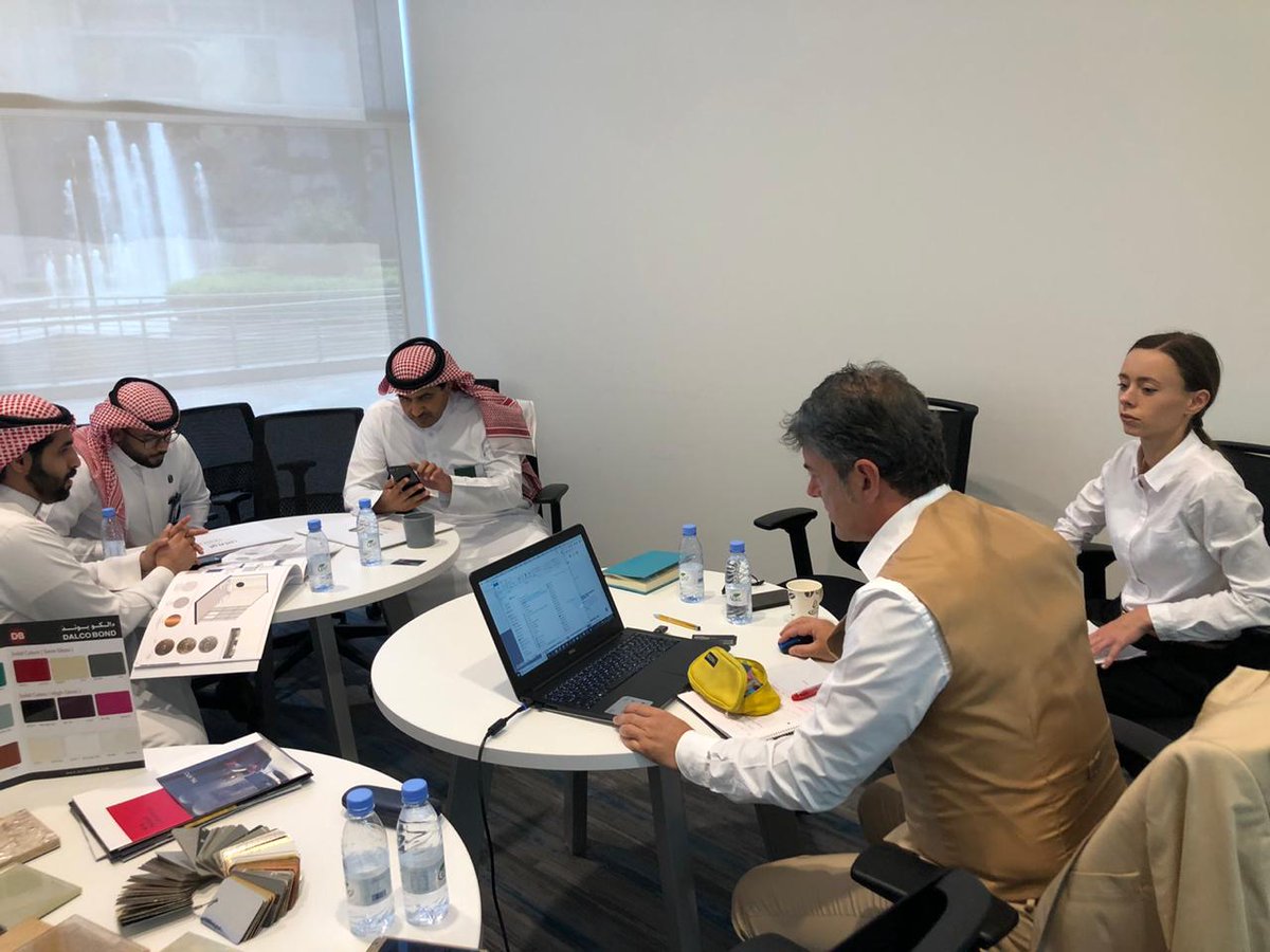 comelite_arch's tweet photo. It was our great honor to present CAS’s design for the Awqaf HQ in #Riyadh.
Our team traveled to #Saudi for the meeting to discuss CAS’s ideas about bringing the Awqaf organization’s prestigious identity into its #interiordesign.
#Saudivision2030 #تصميم_داخلي #مكاتب #ديكور_مكتب https://t.co/TCP5vd0Jam