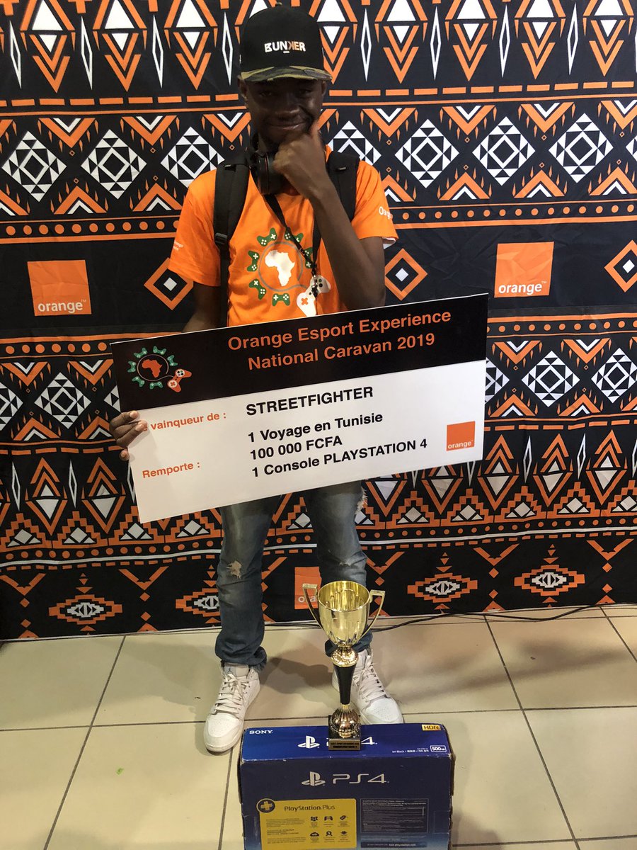 Content d’avoir gagné la qualification pour #OrangeEsportExperience 2019 ... Je vais représenter une fois de plus le Cameroun
Vivement les retrouvailles avec les autres participants et membres du STAFF... 😁@<a href="/BunkerEsport/">Bunker E-sport</a>  @<a href="/Orange_Cameroun/">Orange Cameroun</a>