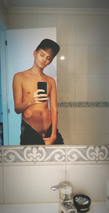 I'm live on @chaturbate come to see me https://t.co/SDBeu20sHY https://t.co/iZir5PmToy<a class="tags" href="/tag/chaturbate">@chaturbate</a><a href="/tag/twink"class="tags"><span>#twink</span></a><a href="/tag/camboy"class="tags"><span>#camboy</span></a><a href="/tag/onlyfans"class="tags"><span>#onlyfans</span></a><a href="/tag/chaturbategay"class="tags"><span>#chaturbategay</span></a><a href="/tag/porn"class="tags"><span>#porn</span></a>