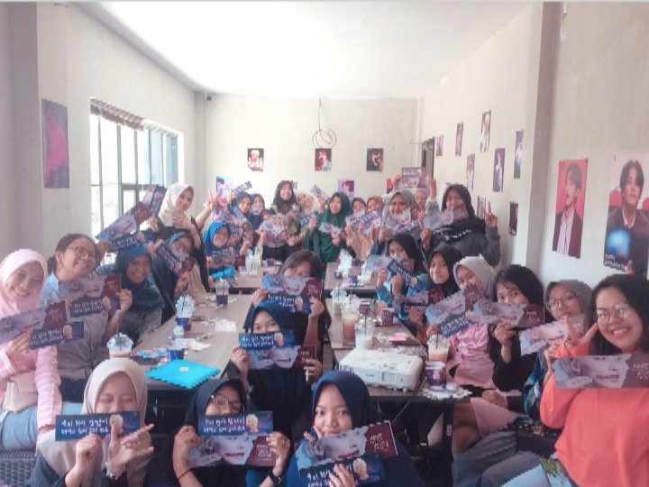 bucinsebuntin's tweet photo. Thank you for today Carat Makassar π
@CharmedeAnges
#CharmedeAnges
#CharmedeAngesMks https://t.co/ai3GXou4Bt