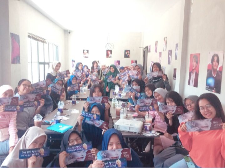 bucinsebuntin's tweet photo. Thank you for today Carat Makassar π
@CharmedeAnges
#CharmedeAnges
#CharmedeAngesMks https://t.co/ai3GXou4Bt