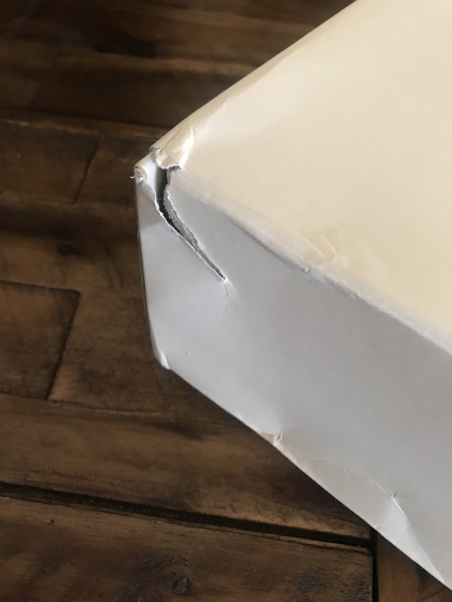 kicksarizona's tweet photo. @JDSports Appreciate the offer to pay $60+ out of my own pocket to return sneaker to you that showed up in boxes like this. How expensive is a box compared to a plastic bag?  Buyers take note of what your boxes will look like upon arrival. Please RT for awareness. @snkr_twitr https://t.co/vBINjdGaCl