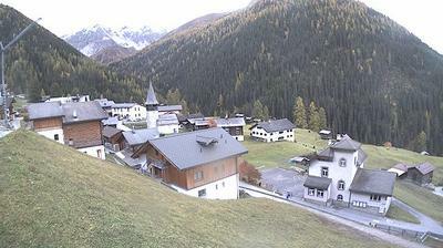 Davos_Klosters's tweet photo. Daily pic #Monstein https://t.co/63DplmExLu