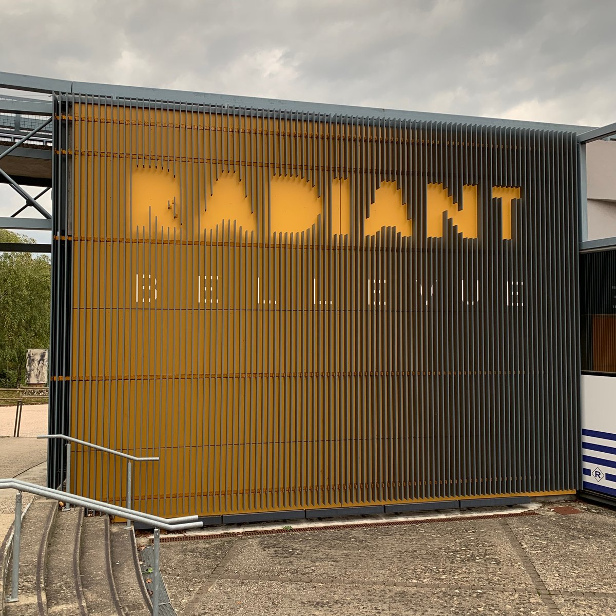 Tonight: <a href="/RadiantBellevue/">Radiant-Bellevue</a>, #Lyon

🕖 Set Times:
Doors open: 6pm
<a href="/BloodRedShoes/">Blood Red Shoes</a>: 7:30pm
#PIXIES: 8:30pm