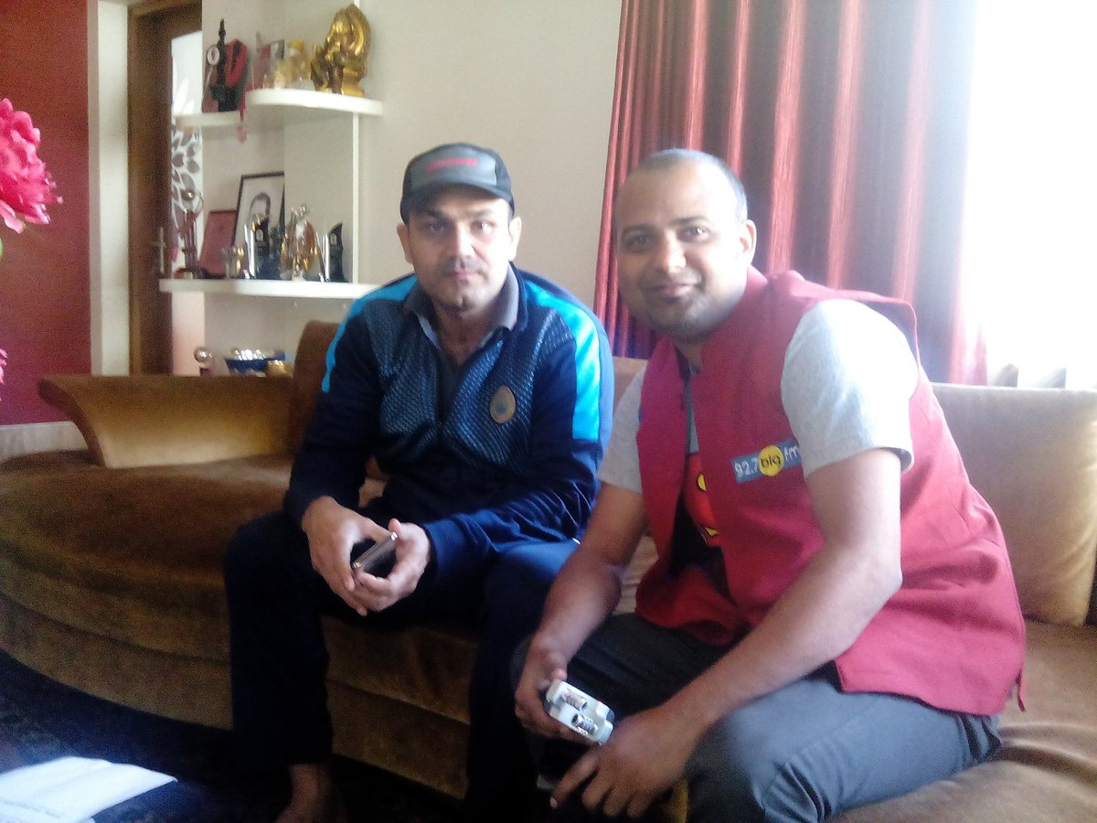 MMaster_minDD's tweet photo. @virendersehwag 

Ground चाहे हो क्रिकेट का या ट्विटर का ,
नवाब 👑 तो आप ही रहोगे 😁
Happy Birthday ✨ to Best Opener  in cricket ❤️ Thank you so much Veeru paaji , cricket ki itni khoobsurat yaadein dene ke liye 🤘 https://t.co/vpbmTaf9Hp