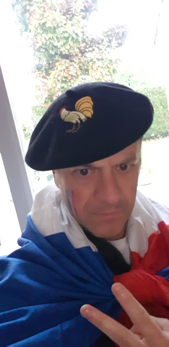 Allez les bleus 🏈
<a href="/FranceRugby/">France Rugby</a> 
<a href="/RugbyWorldCupFR/">Rugby World Cup FR 🇫🇷</a>