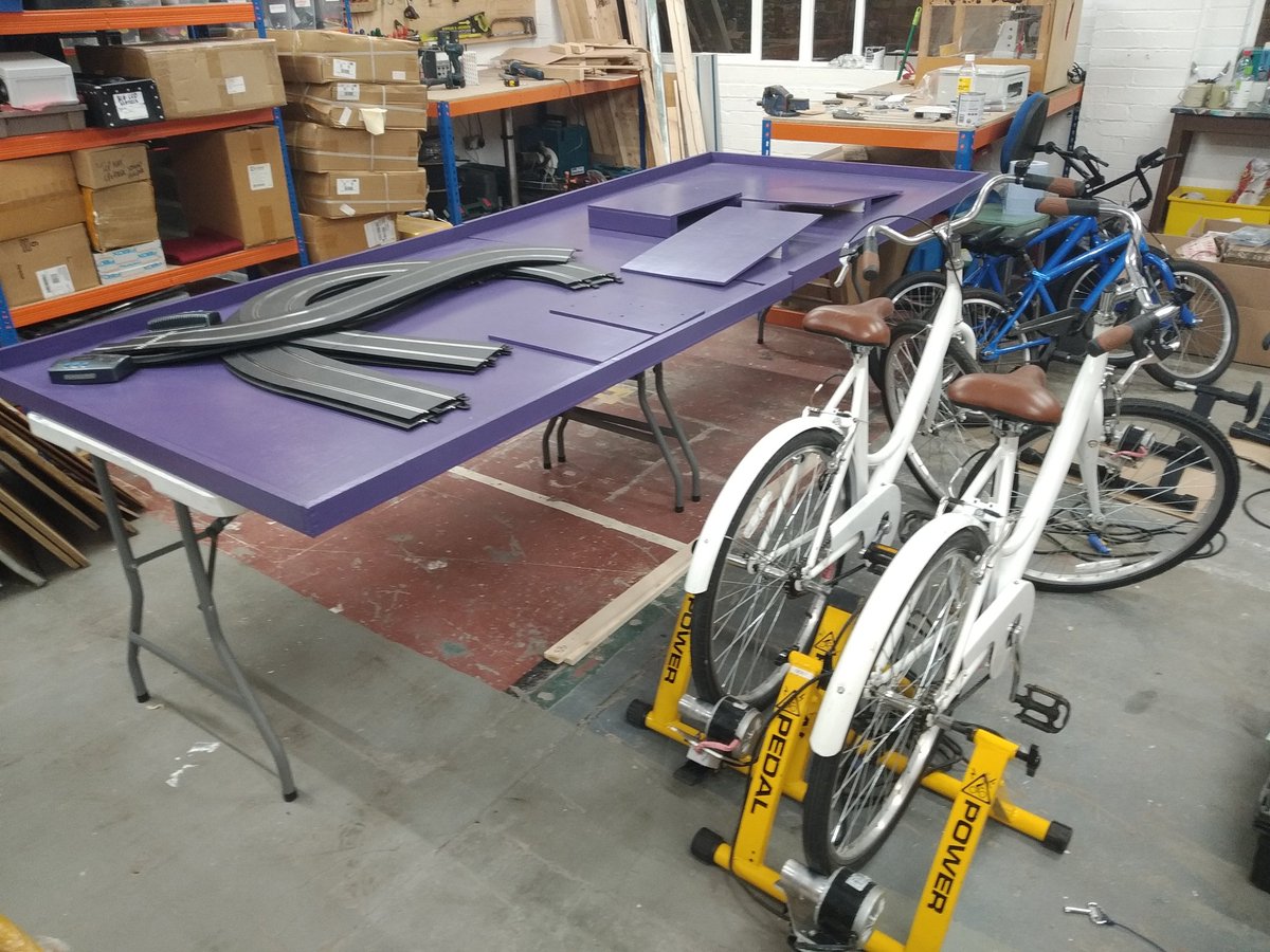 offgridmatt's tweet photo. Recent project: 4-lane pedal scalextric https://t.co/fCvGtDb5UH