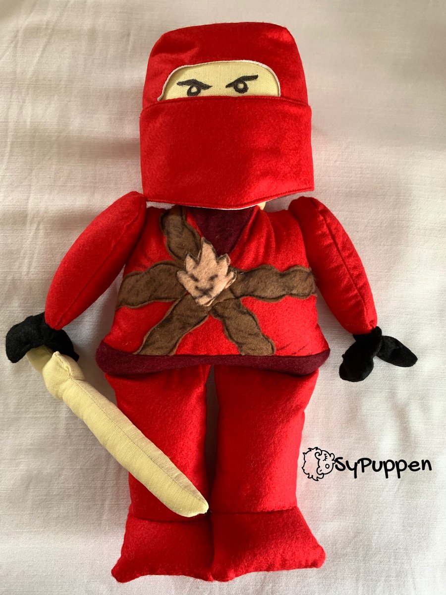 SybilleUS's tweet photo. Das erste Weihnachtsgeschenk ist fertig, eine SyPuppen Ninja-Puppe

#handmade #sypuppen #ninja #weihnachtsgeschenk #puppe #enkel #grandson 

https://t.co/LYgfC7Hvpe https://t.co/oetQlPpcYS
