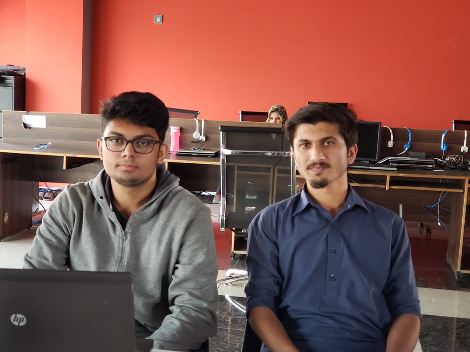 SpaceApps_Isb's tweet photo. Jawad &amp; team #SpaceTrooper are working at NASA #SpaceApps on a "Trans-Neptunian Spaceway". They are working to design feasible tools for the Spaceway! @SpaceApps_Pk @PeshawarApps @SpaceappsKhi @mohdify @gdgcloudISB #spaceappsIslamabad #spaceappsPakistan #spaceappschallenge2019 https://t.co/xWvV0h6sAg