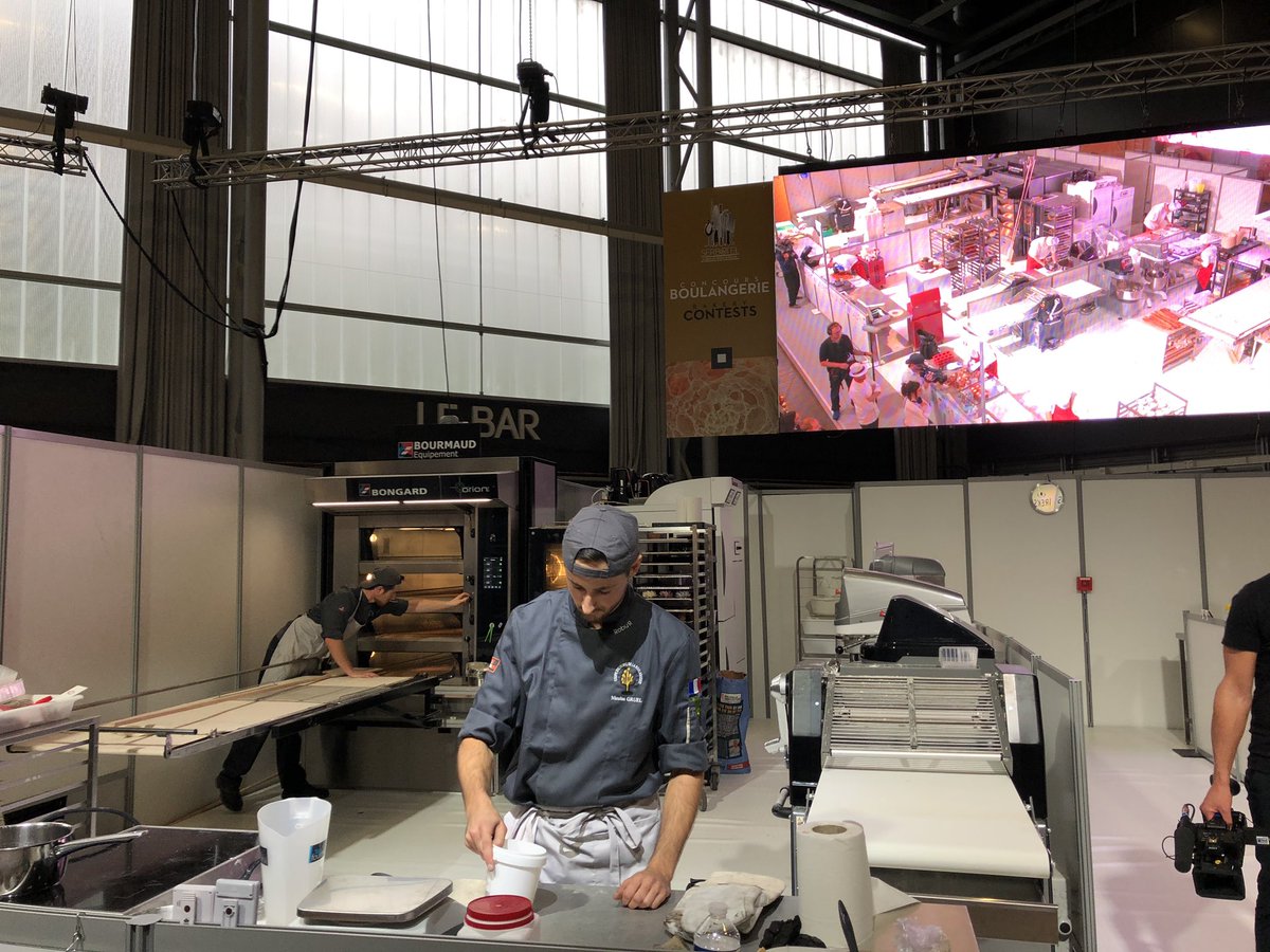 FredericEnfrein's tweet photo. @Serbotel 2019, c’est parti ! Journée de l’excellence avec les nombreux concours Métiers #Boulangerie #Poissonnerie #Boucherie #Charcuterie
On vous attend sur le stand @cmarPDL #cma44 ! https://t.co/wgLC582aV5