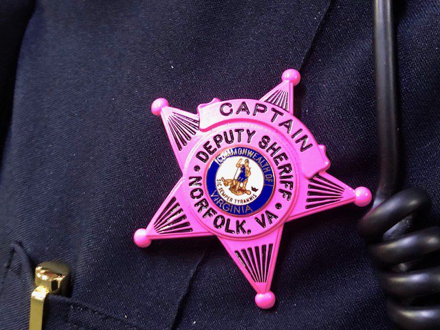 Norfolk sheriff’s deputies wear a pop of color for #BreastCancerAwareness Month bit.ly/35OMZAv #NorfolkVA @norfolk_sheriff @PinkPatchPrjct @RelayForLife