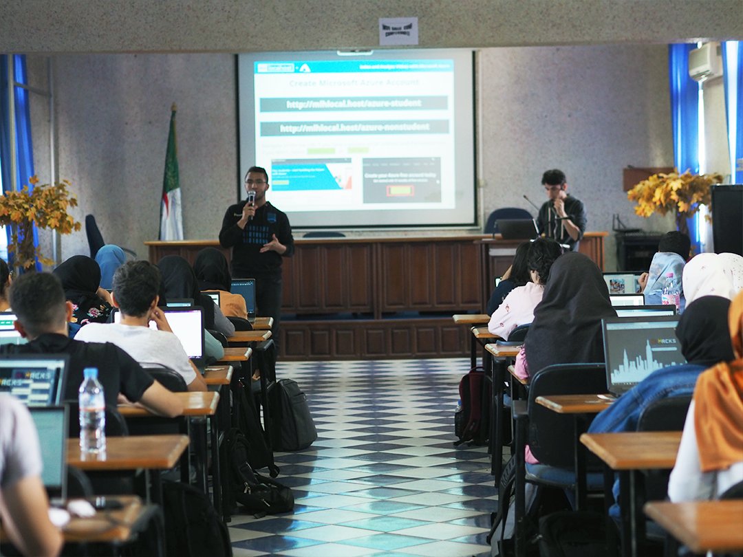 justbrahimke's tweet photo. We had a great time yesterday hosting #MLHLocalhost in our school Ecole nationale Supérieure d'Informatique, and teaching attendees how to build an FAQ bot with #Azure 

#MSFTStudentPartner #MSPbuzz 
@MSFTImagine @PartnerMea @IamPablo @MLHacks https://t.co/qlsx2KS1wR