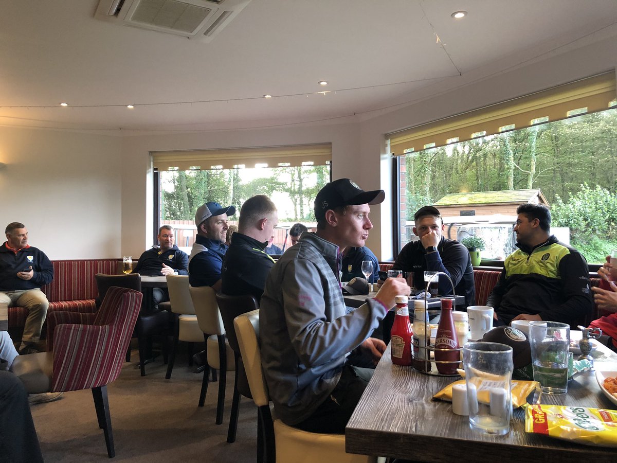 iainiceman23's tweet photo. Sunday afternoon and @TSA_CC and @tauntondeanecc golf boys are still talking... #whatistgeworldcomingto #meadowcup #losttwo #bumpercarts #decentweekend https://t.co/laSaQFhnnB