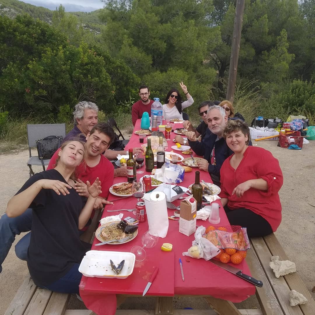 xulius's tweet photo. Molt bon ambient a la #TrobadadeConvivencia aquest any a #StPau!!
I el temps q ens respecta!
190 persones i bones #paelles! https://t.co/pq1nSWZvdN