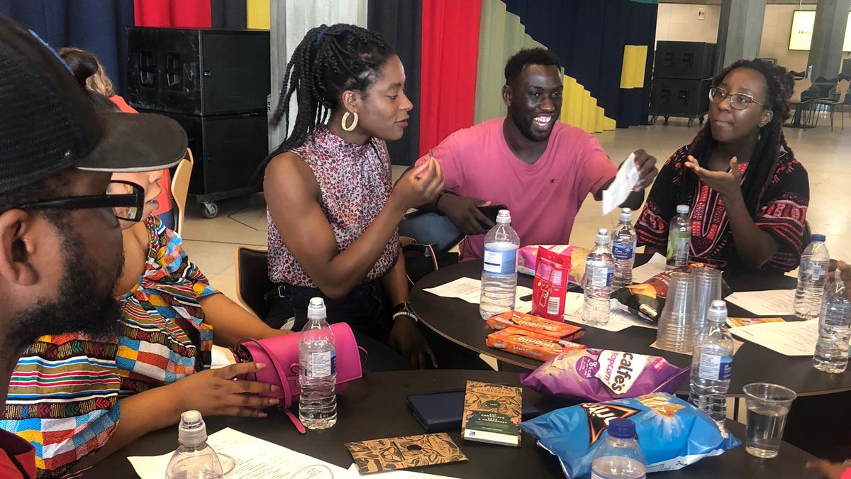 It’s the 3rd Sunday of the month... That means it’s team meeting day! This one is extra special as it’s the one just before #SLACfest 🇸🇱💃🏾🙌🏾🕺🏾 Here’s a throwback of us sampling @Golarainforest 🍫😋