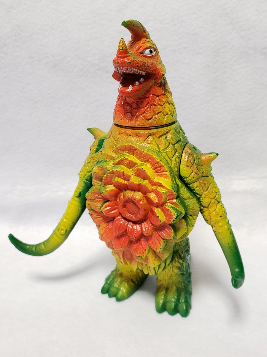 ポピー・キングザウルス【アストロモンス・シーボーズ】