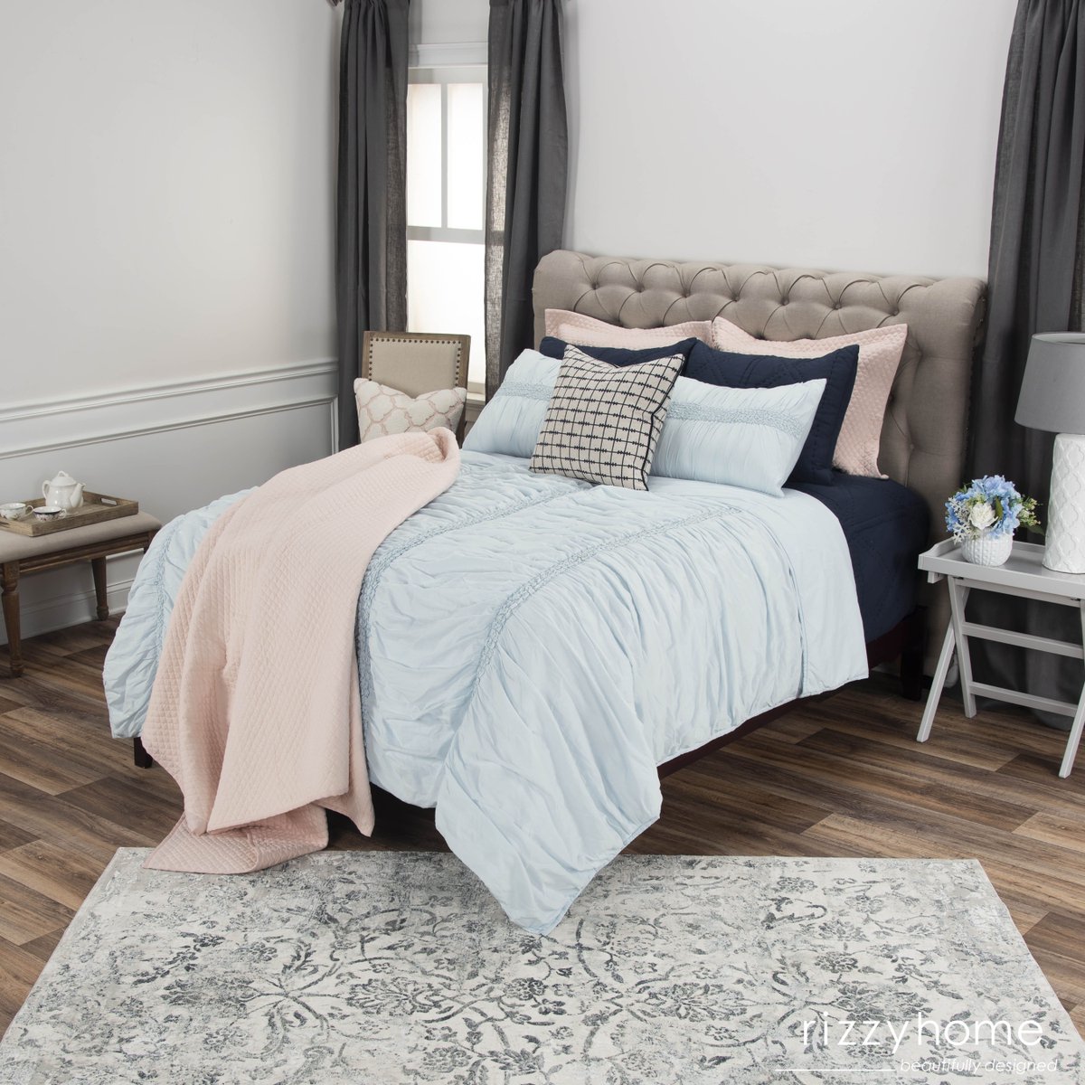RizzyHome's tweet image. This is perfection in a picture!! This Kassedy bedding is an absolute necessity in your home. #rizzyhome #rizzytextiles #hpm2019 #highpointmarket2019 #kassidybedding
