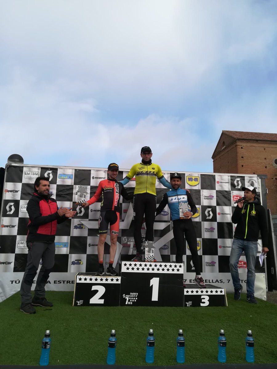 MagaliaQvondam's tweet photo. #Circuito7estrellas 1° categoría, lider general. @deportesavila
De todas las imágenes, la mejor la primera, macarrones con @luteanguita hay que sufrir lo mínimo y disfrutar lo máximo!! https://t.co/rp0H6Tv2DY