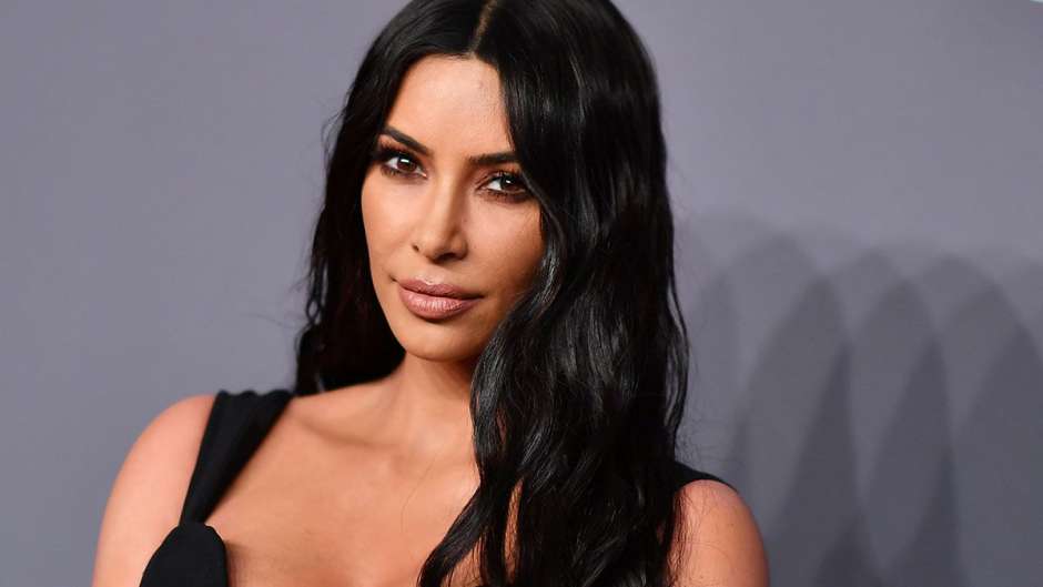 ¡Happy birthday, Kim Kardashian (    !!  