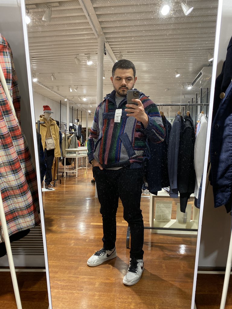 CouRageJD's tweet photo. 1 like and I buy it https://t.co/6NGJUcIeVA