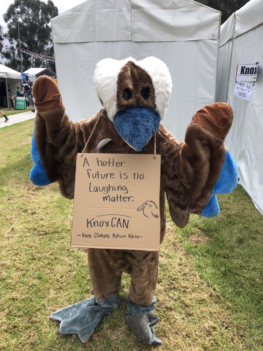 KnoxEnvironment's tweet photo. What a fantastic day at Stringybark Festival hanging out with these native animals and collecting hundreds of signatures towards the declaration of a climate emergency in knox. #knoxcan #knoxclimateactionnow #climateemergency https://t.co/kC4JEjZ3fD