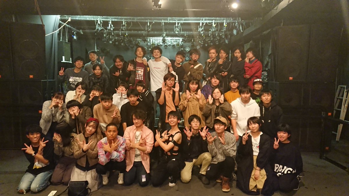 Send_Ai_RIPPLE's tweet photo. 秋のナイフ革命、二日目
無事に終了です！

出演者
来場者のみなさま！

ありがとうございました！
次回は冬ナイフ

出演���まだまだ募集中です
よろしくお願いします！ https://t.co/8rLCrhAp15