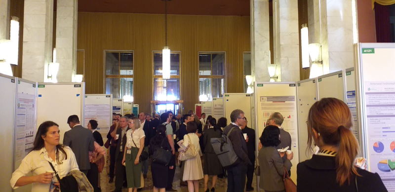 2019Ipna's tweet photo. Pictures from the Poster Viewing Session, don't miss it! #IPNA2019 https://t.co/5FswJjVHTP
