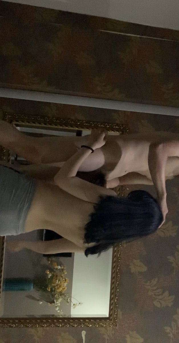 Ảnh hồ sơ mới hứng khởi 😂
Ae retweet lại mình sẽ up thêm clip bj nhé