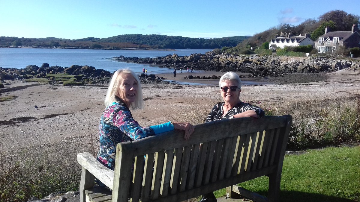 hilltopkat's tweet photo. Took my wonderful Mum to stay with wonderful friends who have just moved to a wonderful spot in Scotland! Simply Wonderful! 😀
#scotland #friends #coastalwalks #simplethings #justbe https://t.co/SCyaMNijFJ