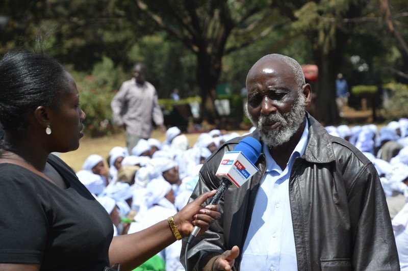 thekhrc's tweet photo. @equalitynow @DefendersKE @CREAWKenya @FemnetProg @SOAWR #Stateless communities and #immigrants are among the most targeted group by human traffickers. We need to empower these communities as one of the immediate solutions. #ForumACHPR65 #ACHPR65. [ Picture: An Elder from #ShonaCommunityKE : #Stateless ] https://t.co/bMBJDwhFFj