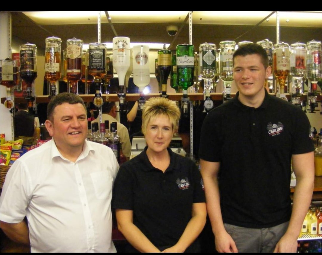 Morning! We'd like to say a huge thank you to Lee and all of his team at Barry Island Sports &amp; Social Club for all their support with the Barry Beer Festival. If you're looking for a venue for an upcoming event then give them a call!
<a href="/BarryRoundTable/">Barry Round Table</a> <a href="/Barrybados/">#Barrybados</a>