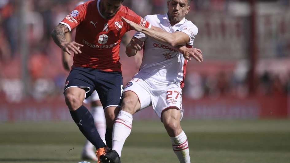 Argentinos le ganó al Rojo y es puntero de la Superliga junto a Boca
losandes.com.ar/article/view?s…