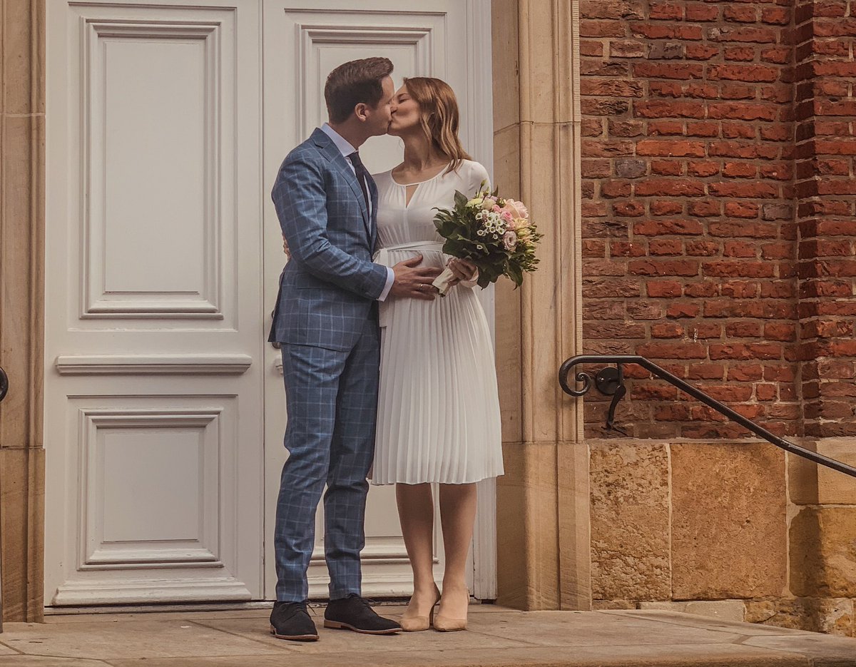 rweseler's tweet photo. We did it. As of today only us. #BabyInside #Wedding #Hochzeit #Münster https://t.co/WdERXn87WY