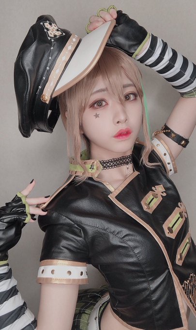 Twitterのコスプレ画像15