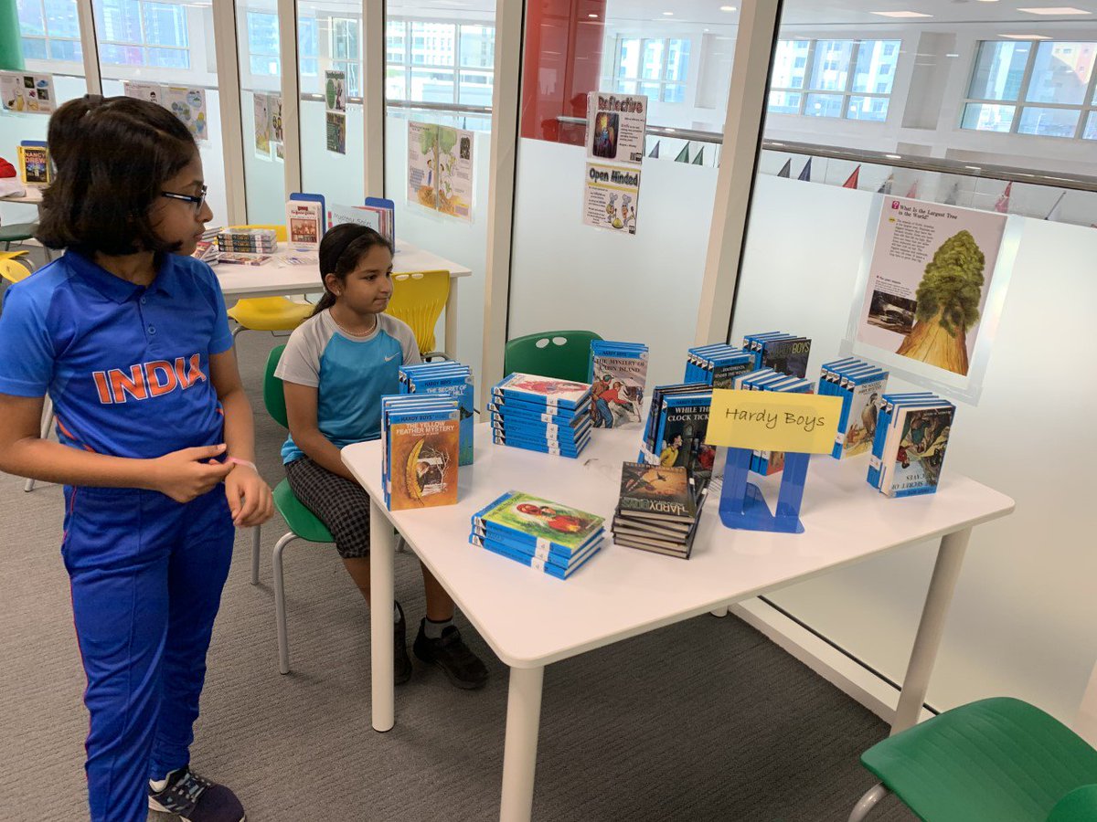 #NewBooks in our #PSlibrary All smiles #happiness😊 and  excitment in our #diabreaders !!! Checkout #Librarydisplay #newarrivals #diabreads📚📚 #Diablibrary #readinggoals #readingforpleasure <a href="/EmiratesLitFest/">EmiratesLitFest</a> <a href="/dancelibrarian/">Wendy Garland @wendygarland.bsky.social</a> <a href="/DIAB_Primary/">Primary | DIA Al Barsha</a> <a href="/HISchoolLibrary/">Hartland International School Libraries</a>