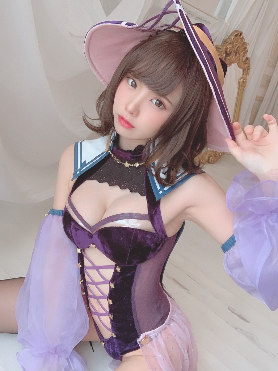 enako_cos tweet picture