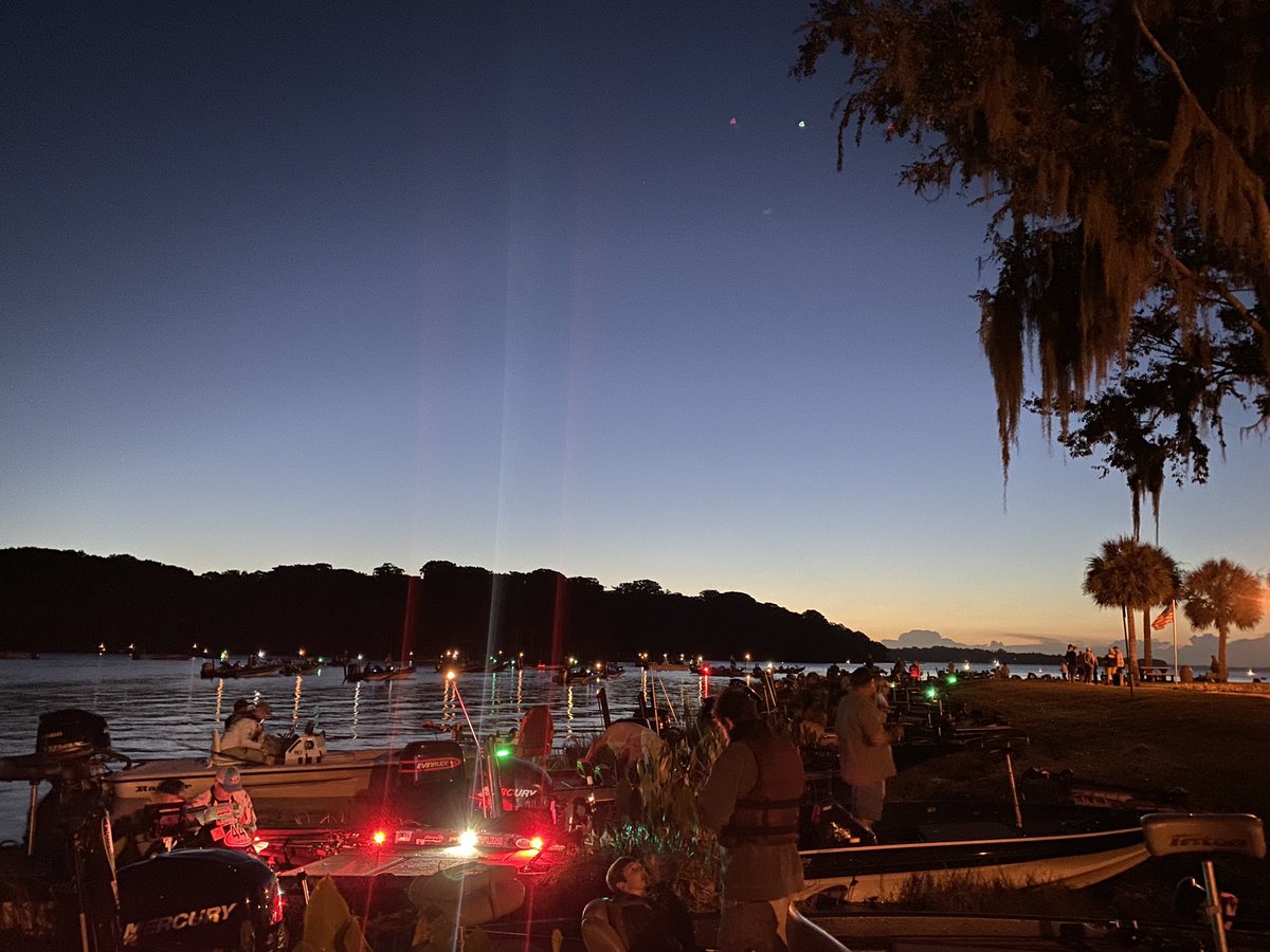 At least 170+ boats out here at the Glenn Browne Memorial Tournament on the Harris Chain!! Amazing to be out here celebrating the life of an amazing man and angler! Waiting for takeoff! 
#teamnocoast #NCF #glennbrowne #florida #fishing <a href="/NoCoastFishing/">No Coast Fishing</a> #bass #tournament