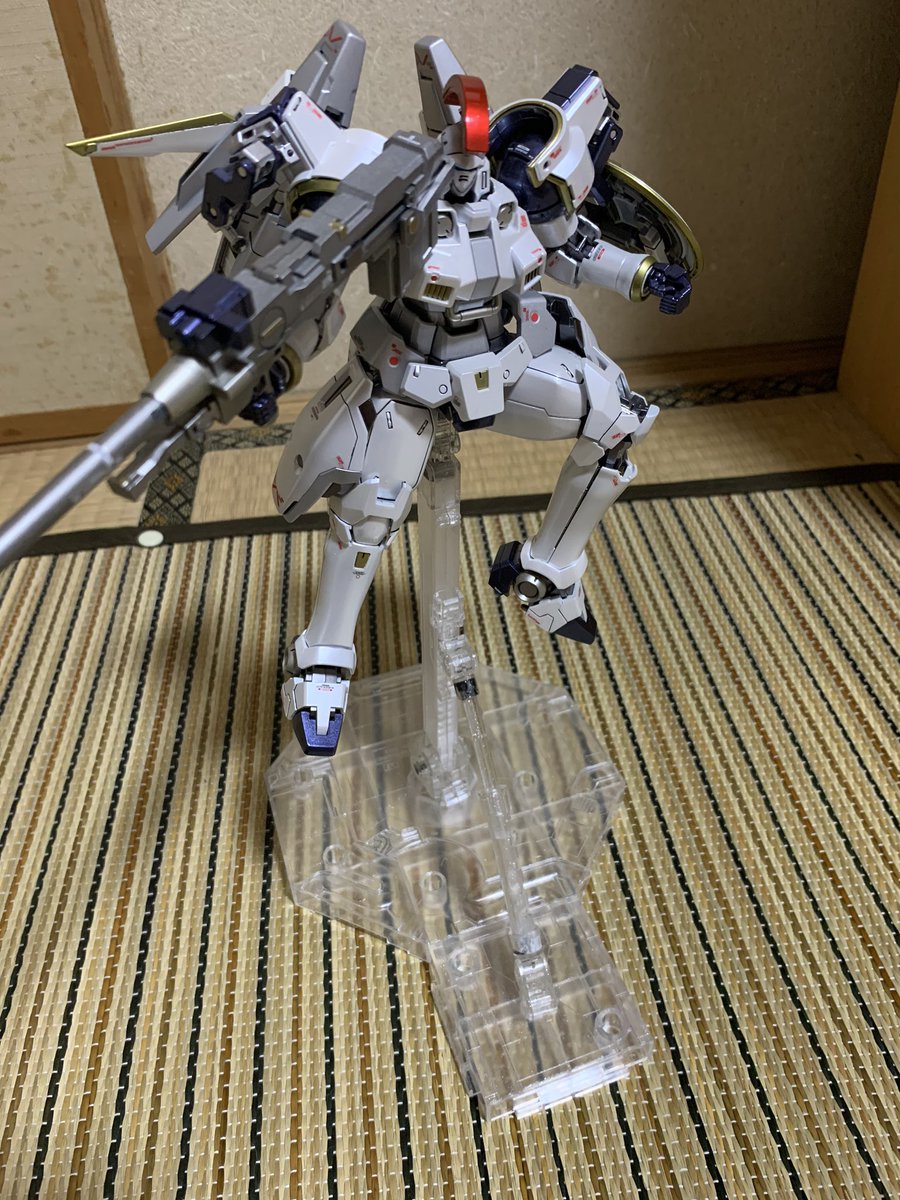 ガンプラが好きな香川恵二 Mgトールギスがやっと完成しました 作ってみた感想はトールギス自体作るのが初めてでしたから色々と組む手順を間違ったりして大変でした さて次は何を作ろうかしら