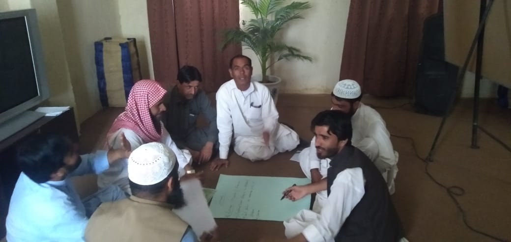VOBUrdu's tweet photo. اساتذہ کا تربیتی پروگرام  ایف سی پی ایس  کالج خضدار میں منعقد ہوا جس میں تمام اساتذہ نے حصہ لیا۔ بنیادی زور دو اہم پہلوؤں یعنی کلاس مینجمنٹ اور تدریسی اسلوب کے بارے میں مناسب معلومات فراہم کرنا تھا۔ 
سیشن کی سربراہی عبدالنعیم رند (اے ایف اے کیو) کر رہے تھے.
#Khuzdar #Balochistan https://t.co/8FfUkf2MaP