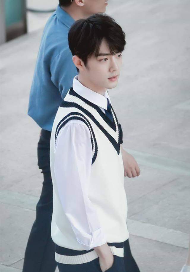 Rathalove9's tweet photo. ❤️XZ❤️ Don't be too handsome my prince ...I couldn't control myself 😂😂You are my little sunshine 😘.... https://t.co/2nBZAWTfxz