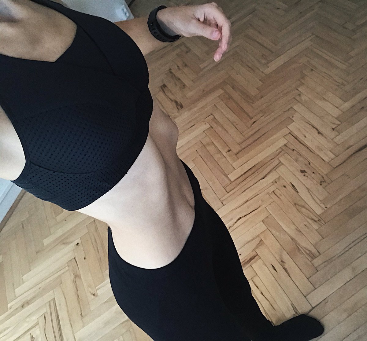 SEMISKIMMED0's tweet image. ( tw ) bodycheck

no vsco filter could save the fatass