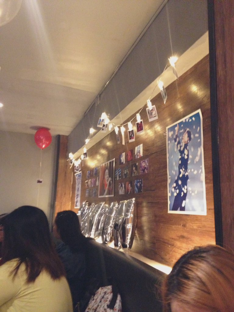 saintyunyeong's tweet photo. AHHHH!!! Can't thank you enough for all your hard work and kindness ππ« THANK YOU FOR MAKING THIS DAY FUN AND FULFILLING!! To more enjoyable events like this in the future ππ» Also, I hope Hanbin will witness this and be more happy and feel our overflowing love π#BeOneWith131 https://t.co/R2skdUUrJs