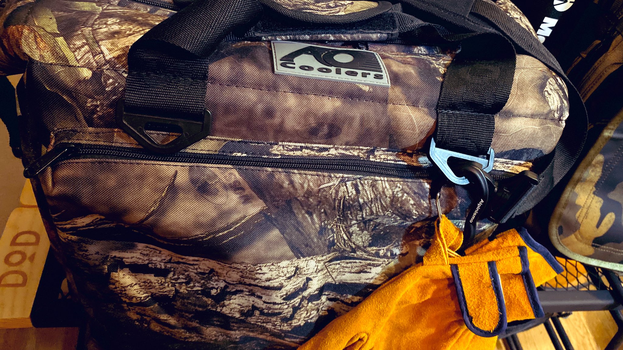 AOクーラー24DX アウトドア用品 24 aoクーラーの人気商品・通販・価格